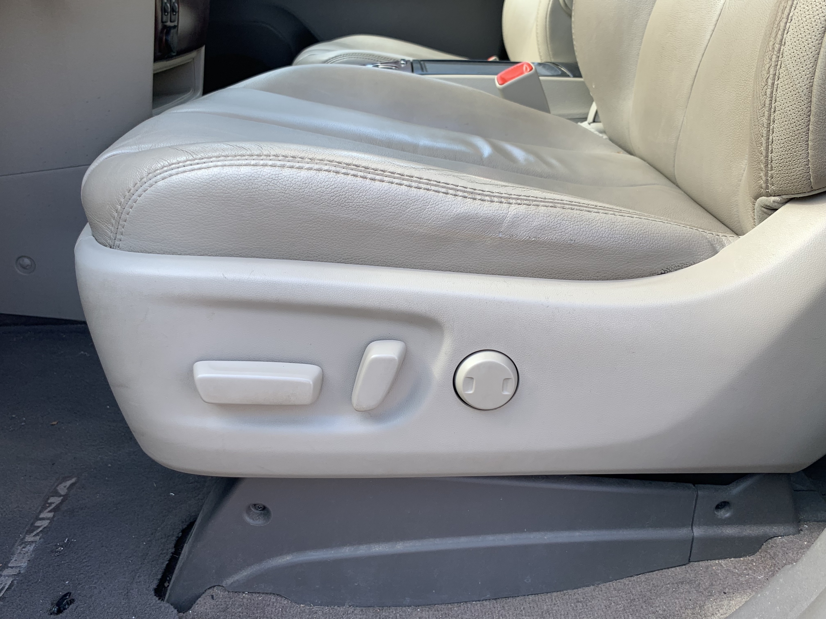 2012 Toyota Sienna XLE 7 Passenger, 多伦多, 全款车