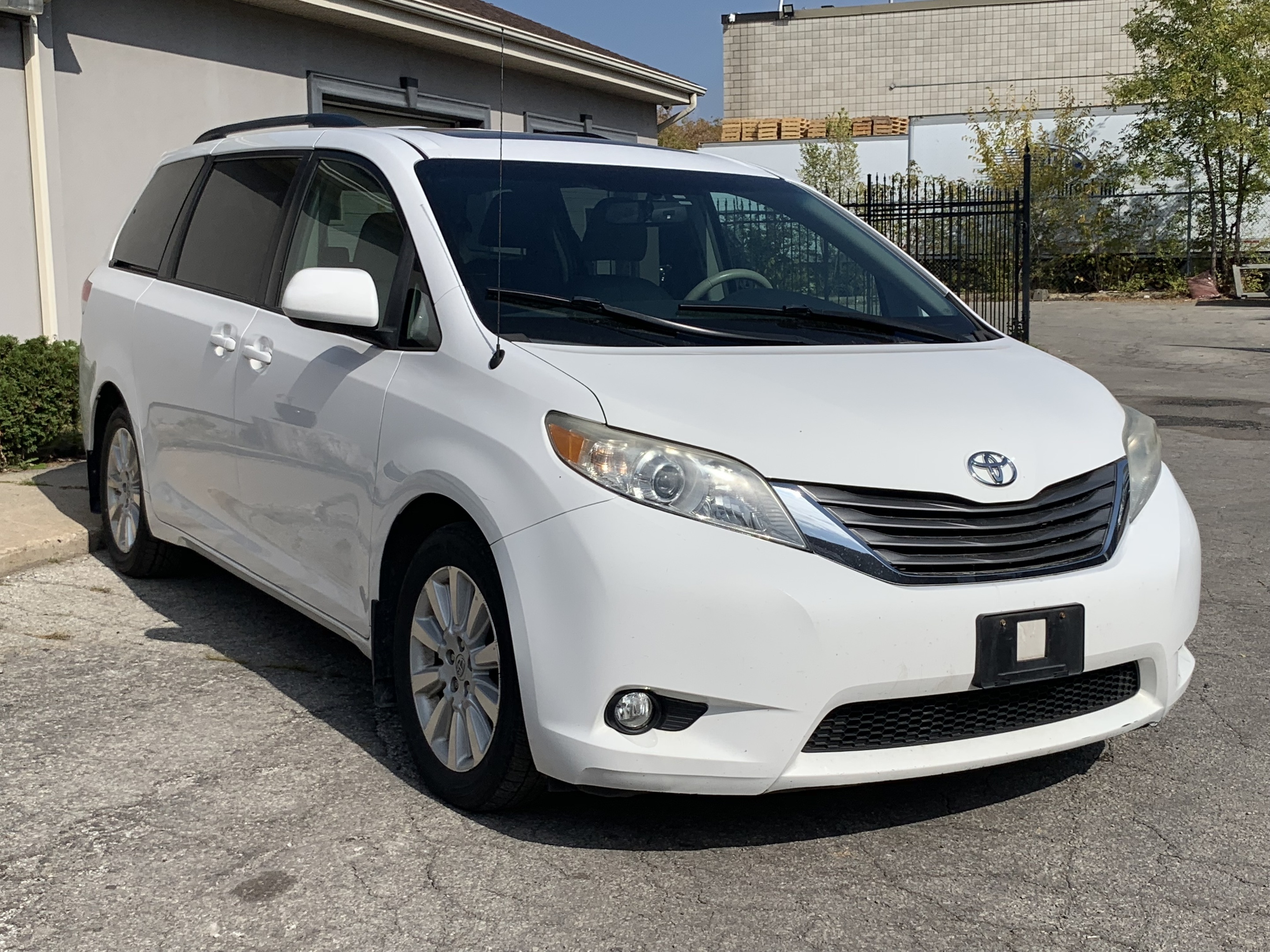 2012 Toyota Sienna XLE 7 Passenger, 多伦多, 全款车