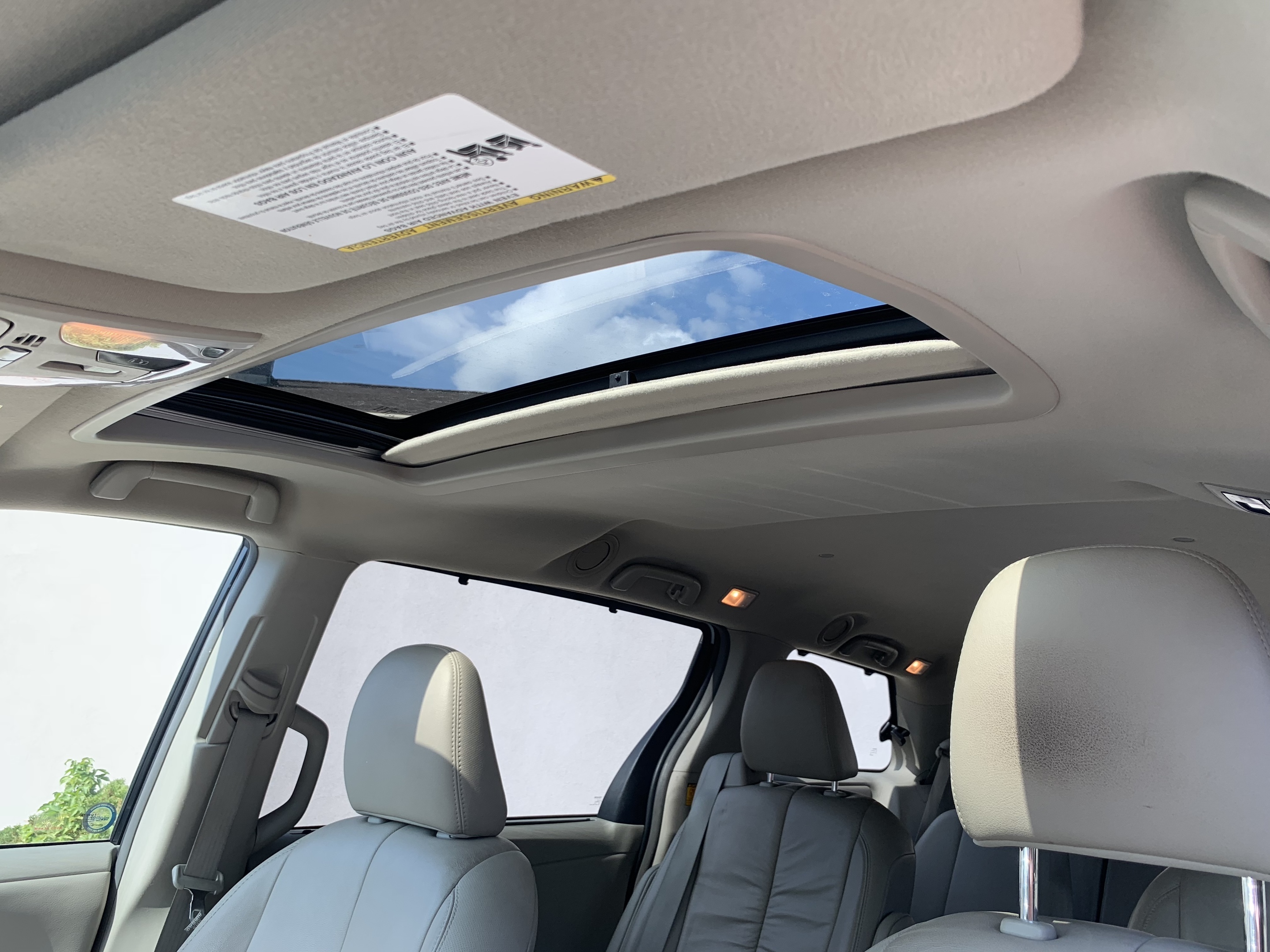 2012 Toyota Sienna XLE 7 Passenger, 多伦多, 全款车