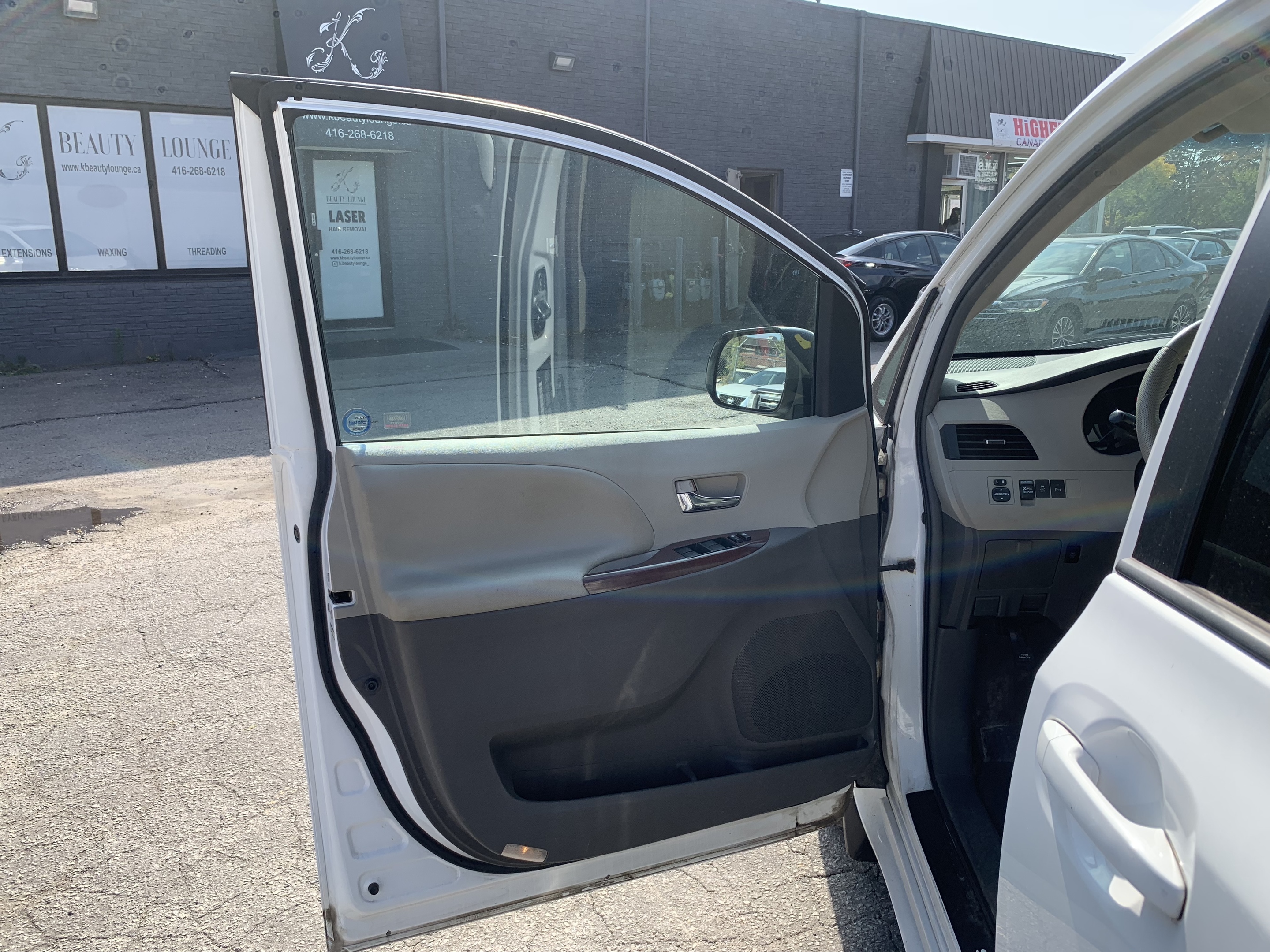 2012 Toyota Sienna XLE 7 Passenger, 多伦多, 全款车