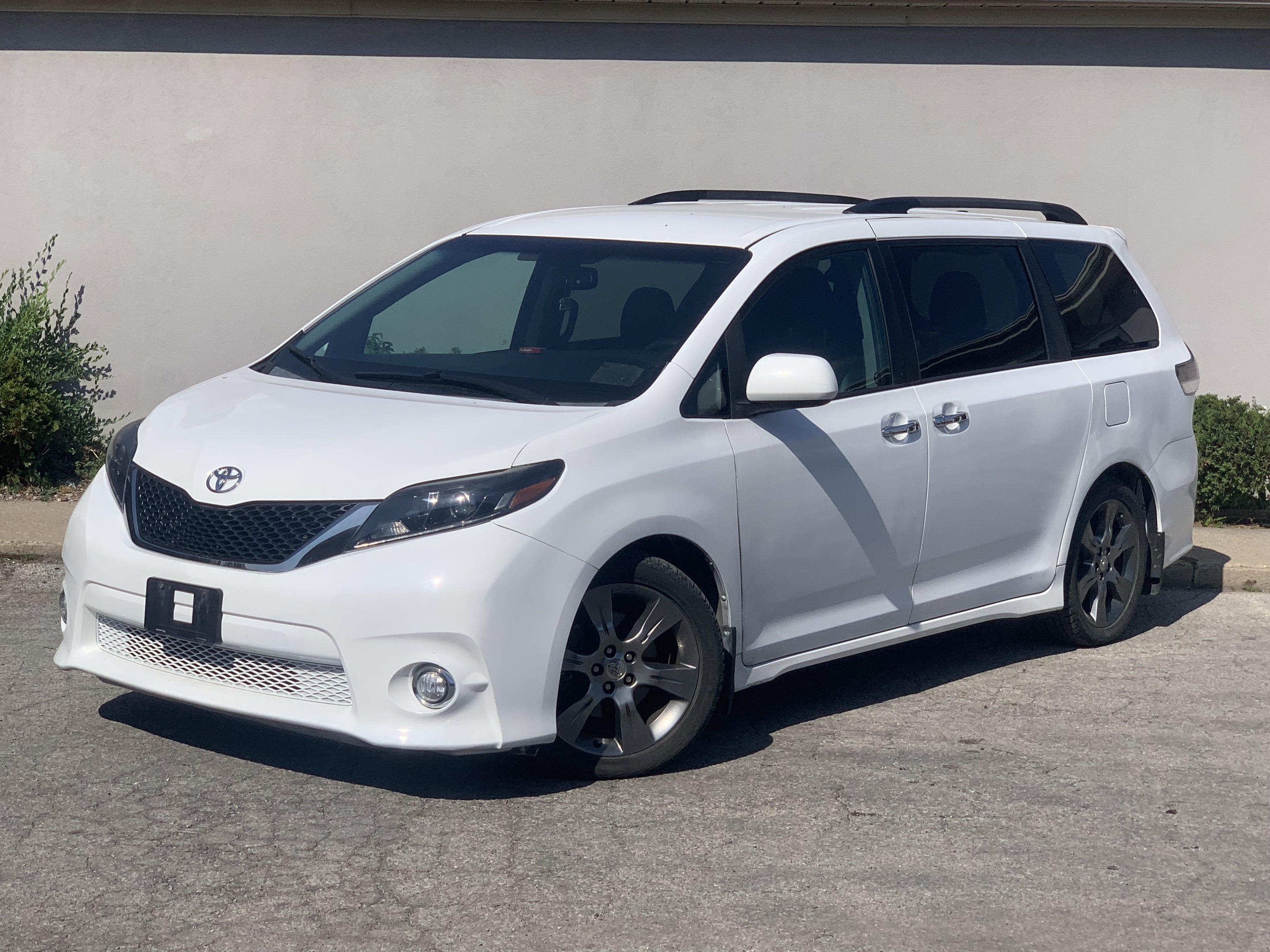 2015 Toyota Sienna SE 8Seats BUCamera Leather PowerSIdeDoor CleanCafx