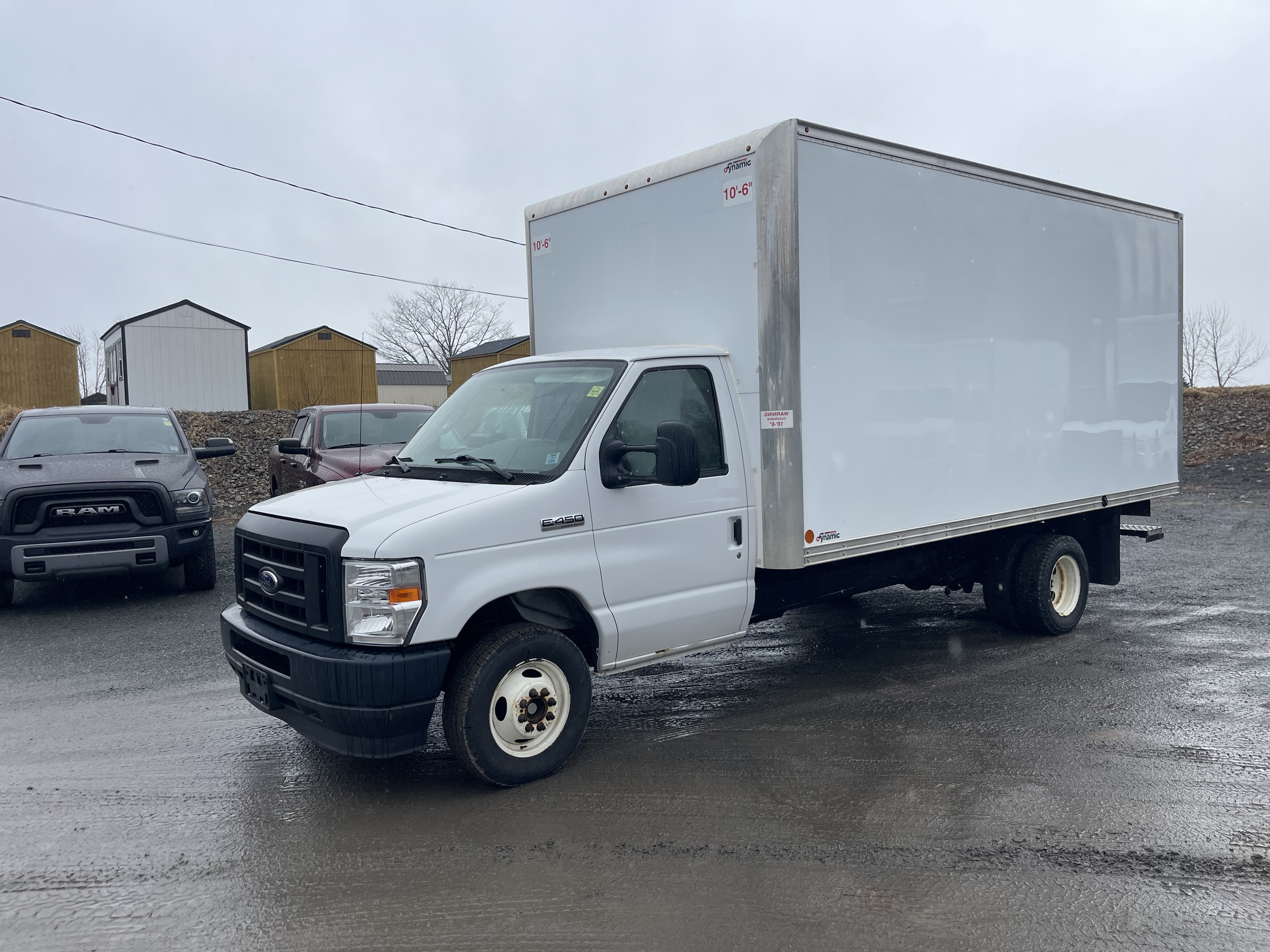 2021 Ford E-Series Cutaway E-450 DRW 176  WB