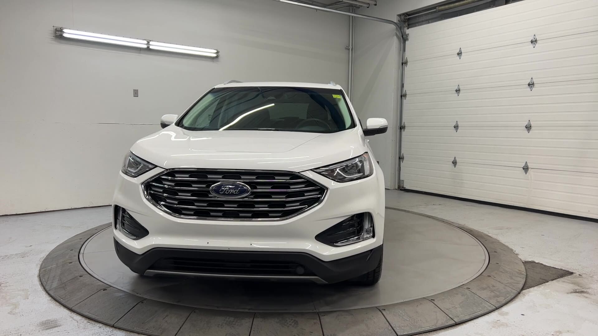 2020 Ford Edge