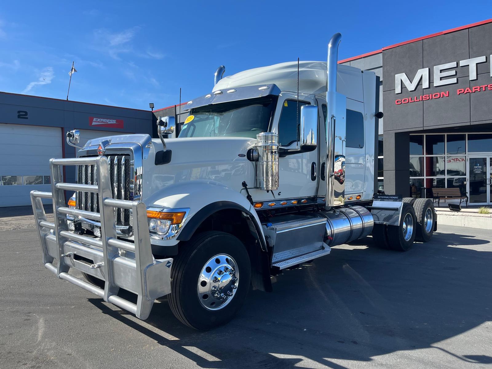 2023 International HX 520 565 HP | 56" Highrise Sleeper!