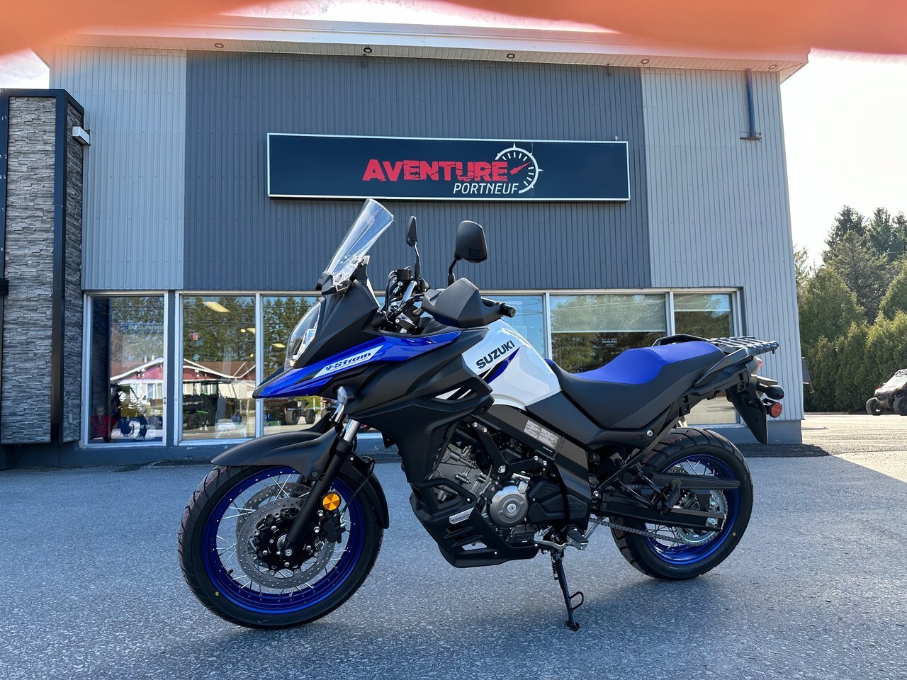 2024 Suzuki V-STROM 650XT 800$ de rabais