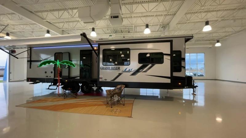 2023 Grand River 40FLD DESTINATION