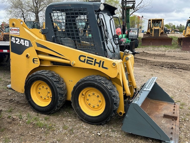 2008 Gehl 4240 