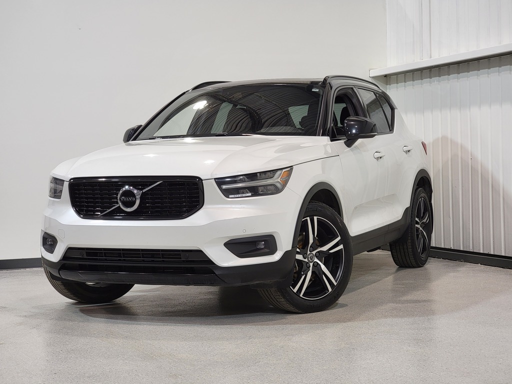 Volvo XC40 2021