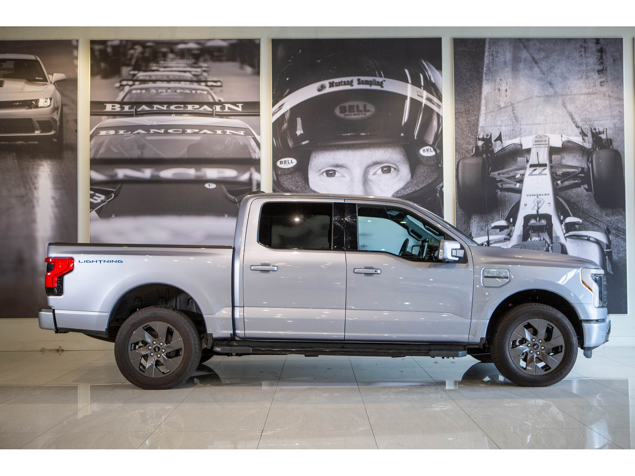 2022 Ford F-150 Lightning