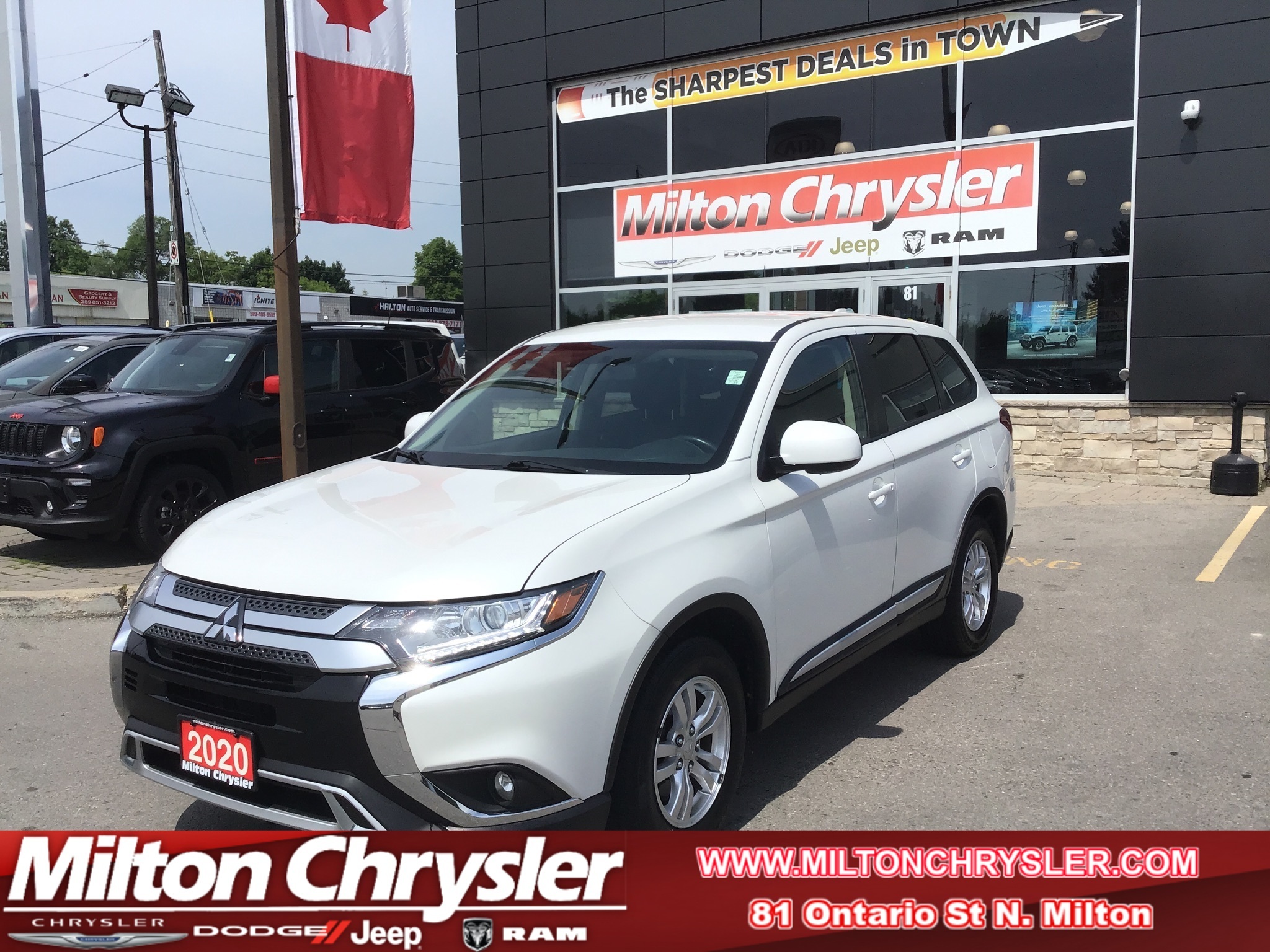 2020 Mitsubishi Outlander ES AWD, 7 PASSENGER, HEATED SEATS