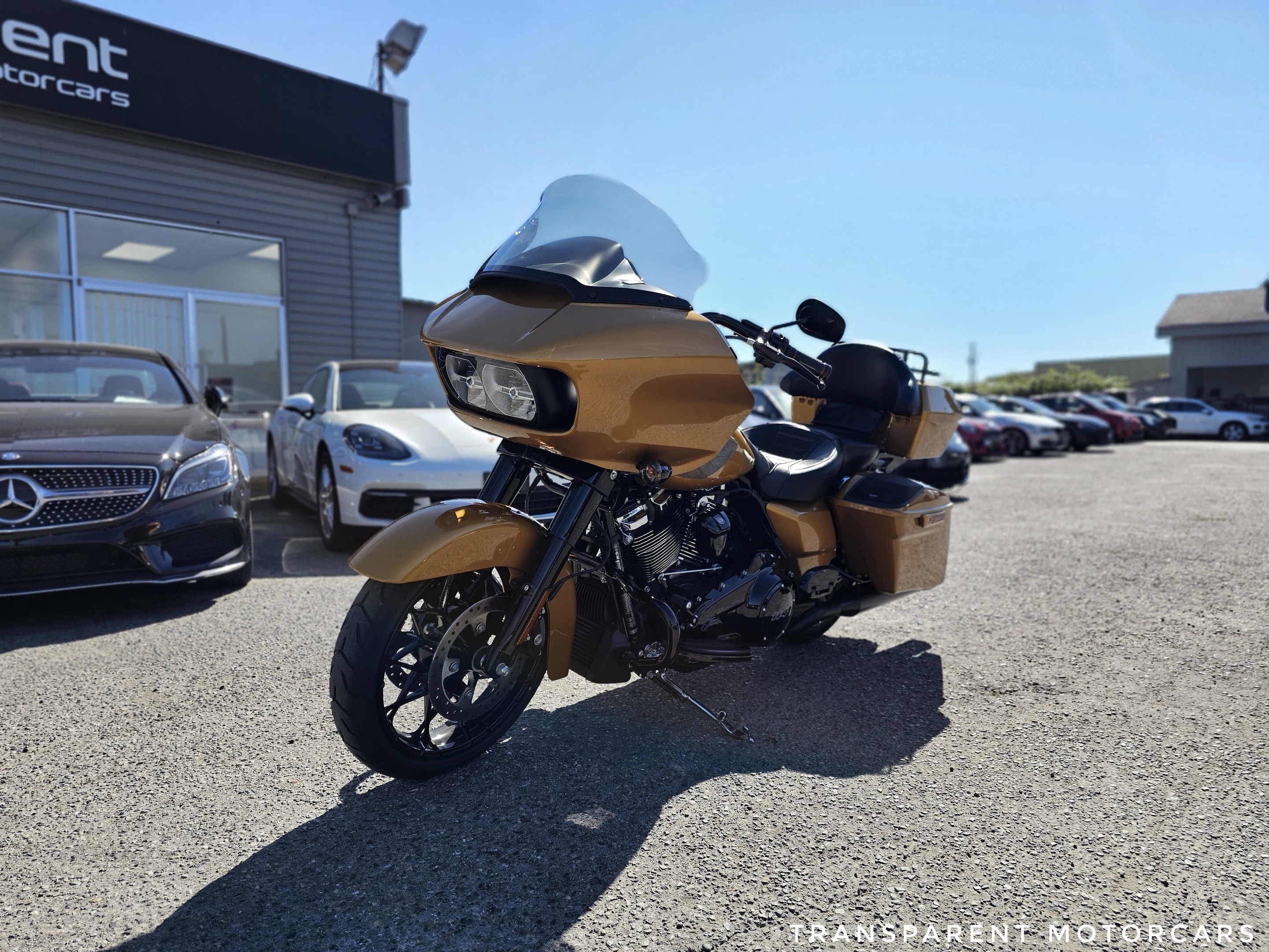2023 Harley-Davidson FLTR Road Glide 587kms New/Many Upgrades/Prospect Gold/Kenwood Sur