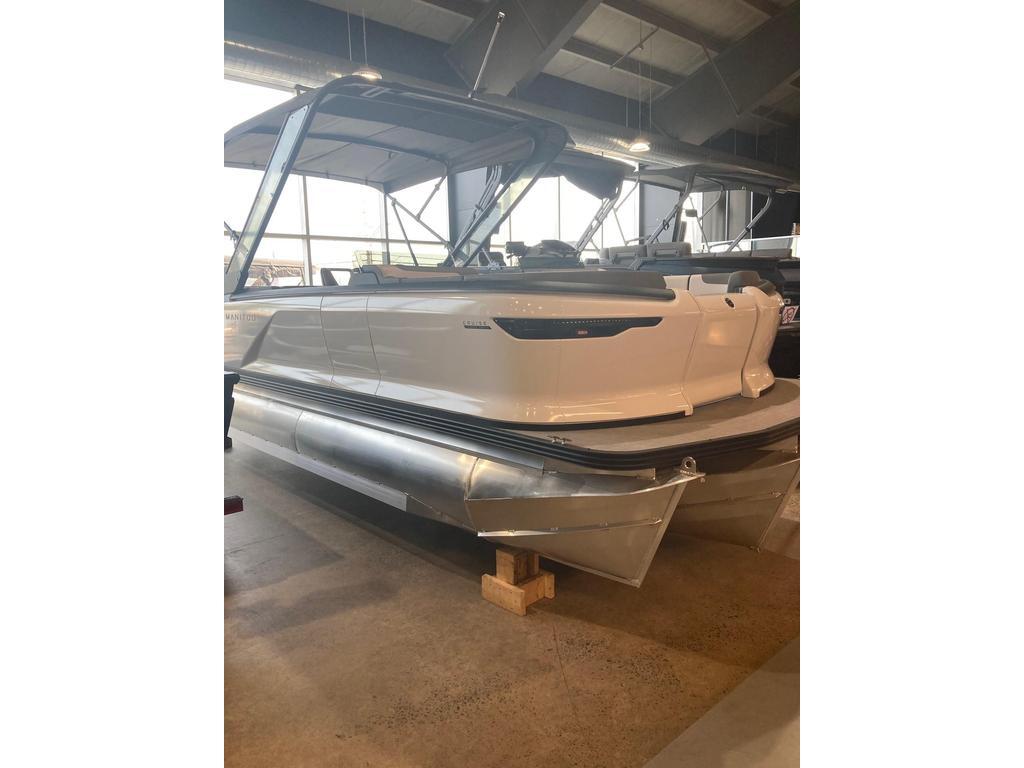 2024 Manitou Pontoon cruise 22 