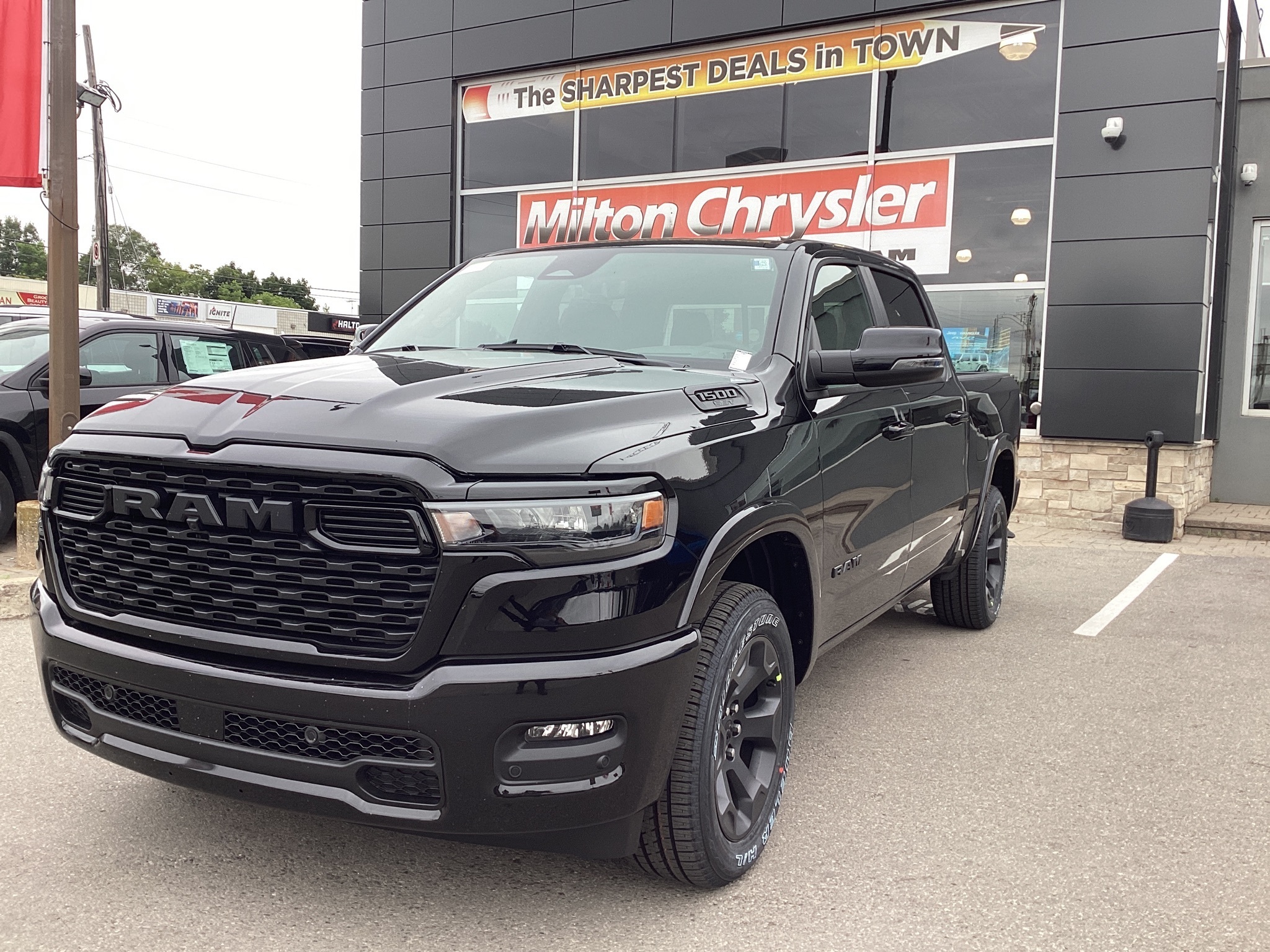 2025 Ram 1500 BIG HORN CREW 4X4, NIGHT, TWIN TURBO, LEVEL 2, 