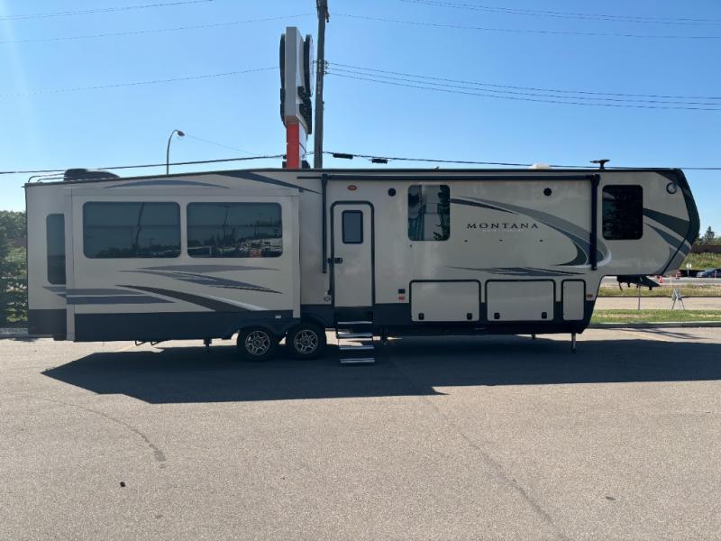 2018 Keystone RV Montana High Country 384BR
