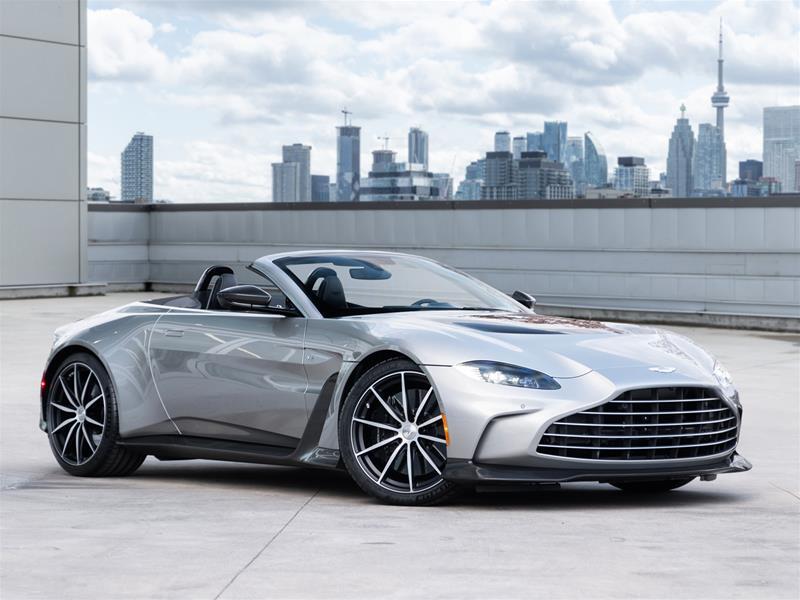 2023 Aston Martin V12 Vantage ROADSTER | 690HP | V12 | CARBON FIBRE 