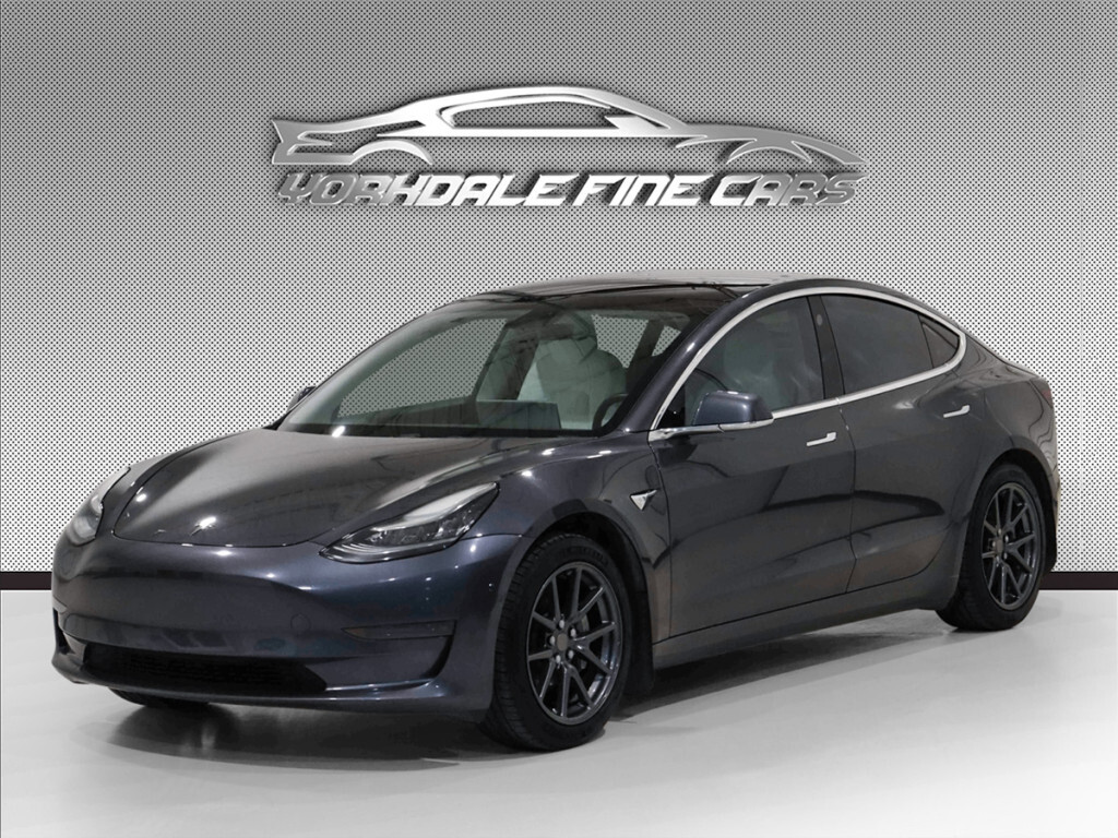 2020 Tesla Model 3 Standard Range Plus / White Int / Autopilot / No A