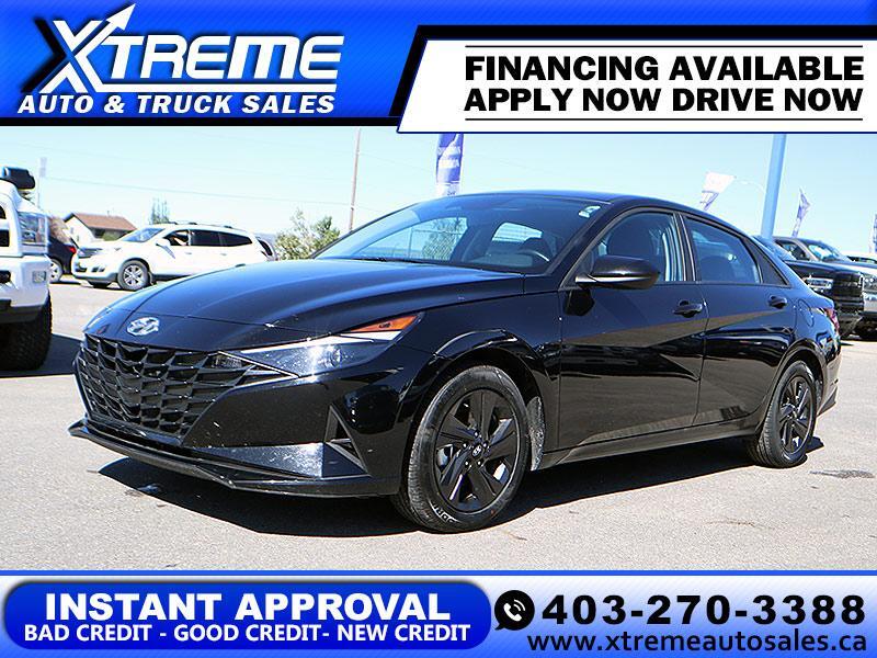 2023 Hyundai Elantra Essential   - NO FEES! HAIL SALE!