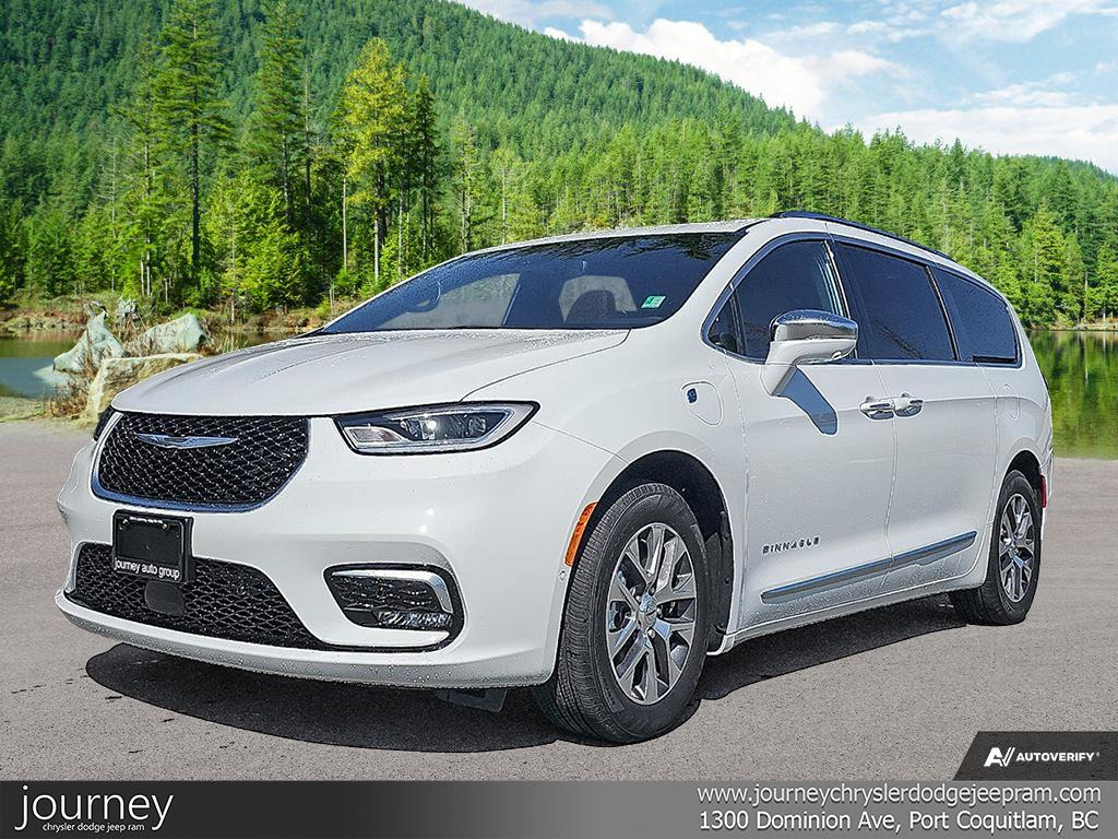 2024 Chrysler Pacifica Hybrid Pinnacle