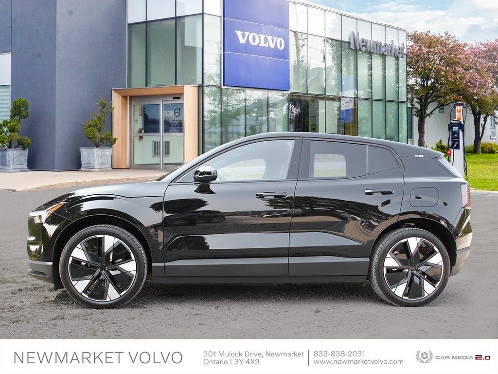 2025 Volvo EX30 Single Motor Extended Range RWD Plus 
