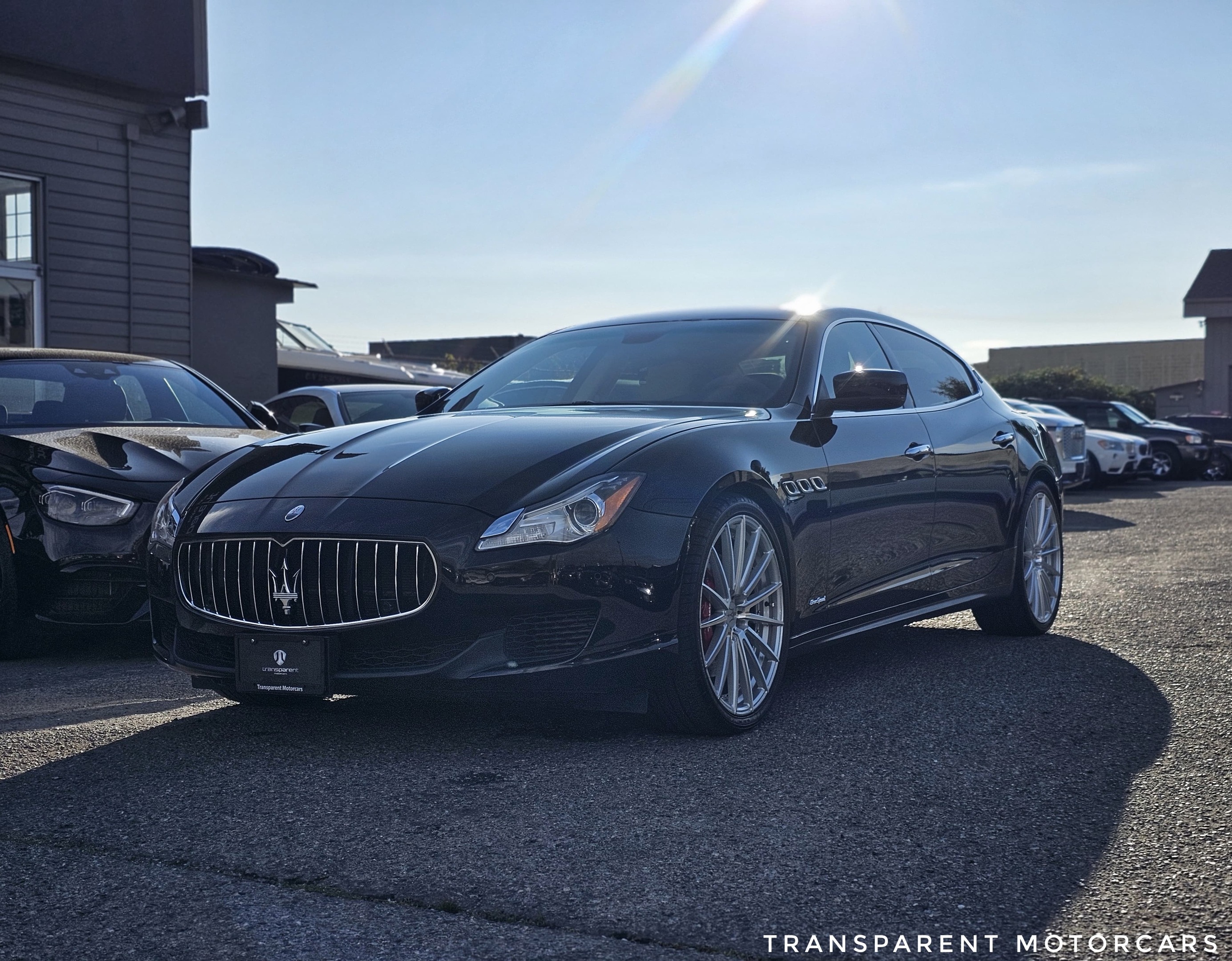2014 Maserati Quattroporte Sport Exhaust/22“ Sport Wheels/Carbon Interior/App