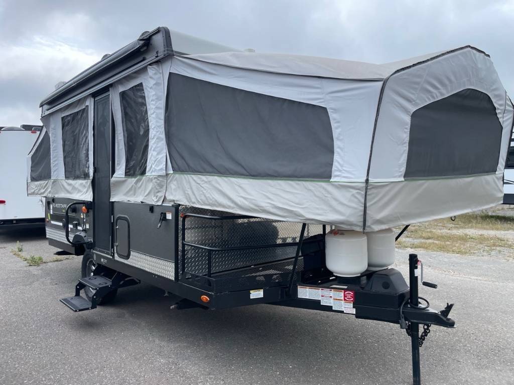 2023 Flagstaff 228BHSE 