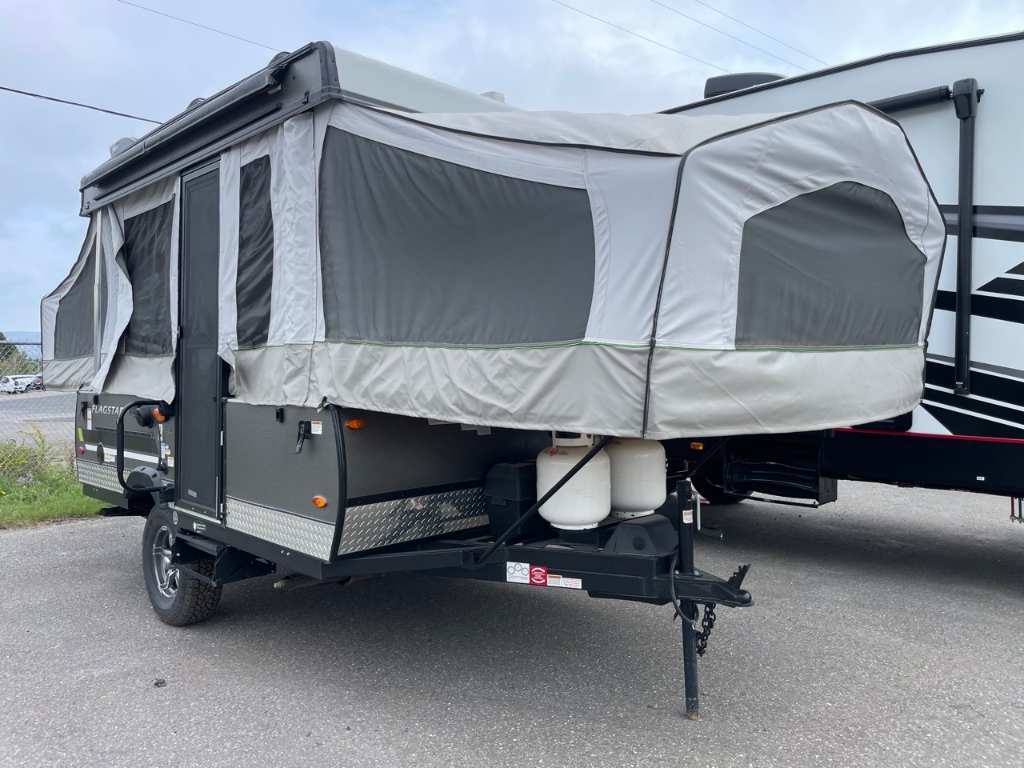 2023 Flagstaff 207SE 