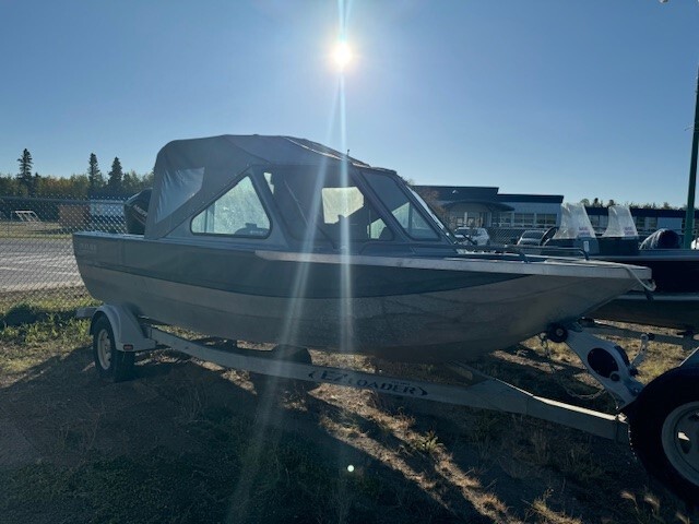 2016 Outlaw 19' MACKENZIE 