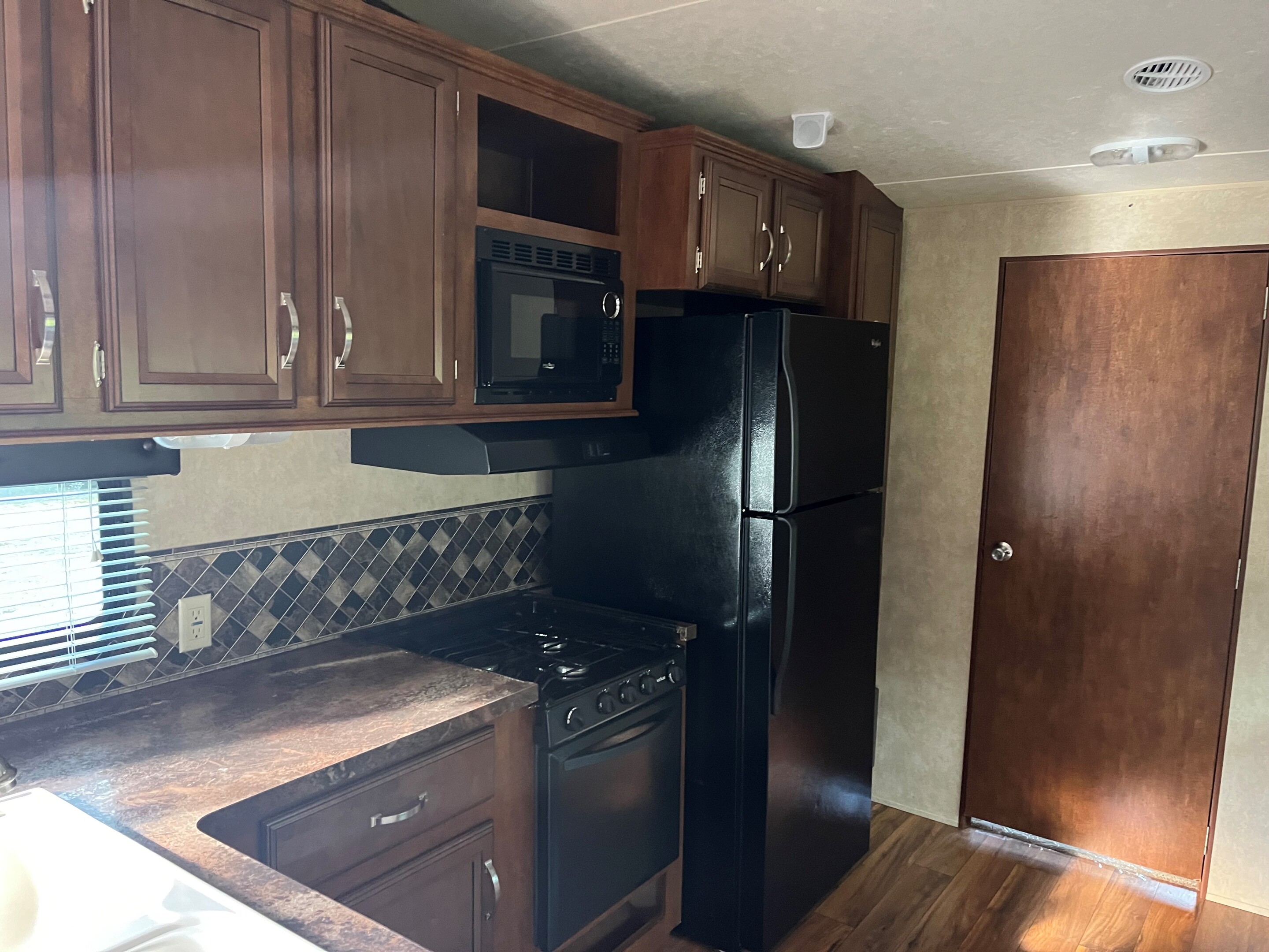 Wildwood by Forest River 426 2B 2015 - RV Direct Club
