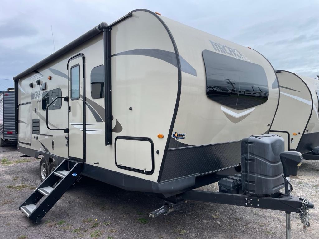 2019 Flagstaff 25BDS 