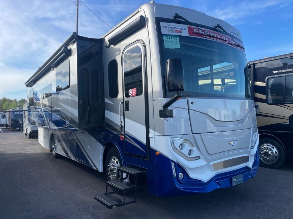 2025 Fleetwood Frontier 34GT DIESEL 