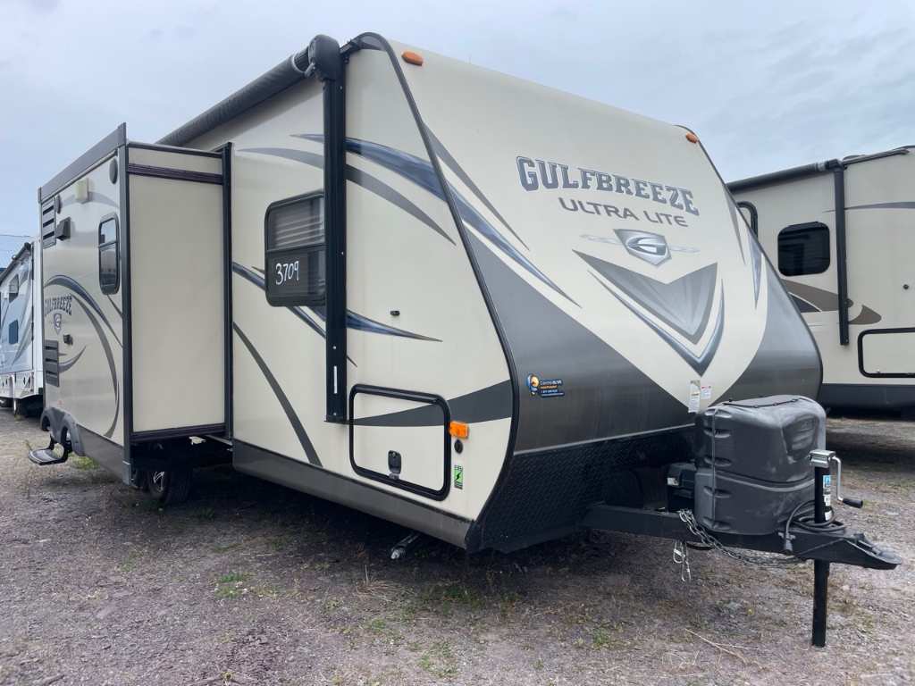 2016 Gulf Stream 23CBI 