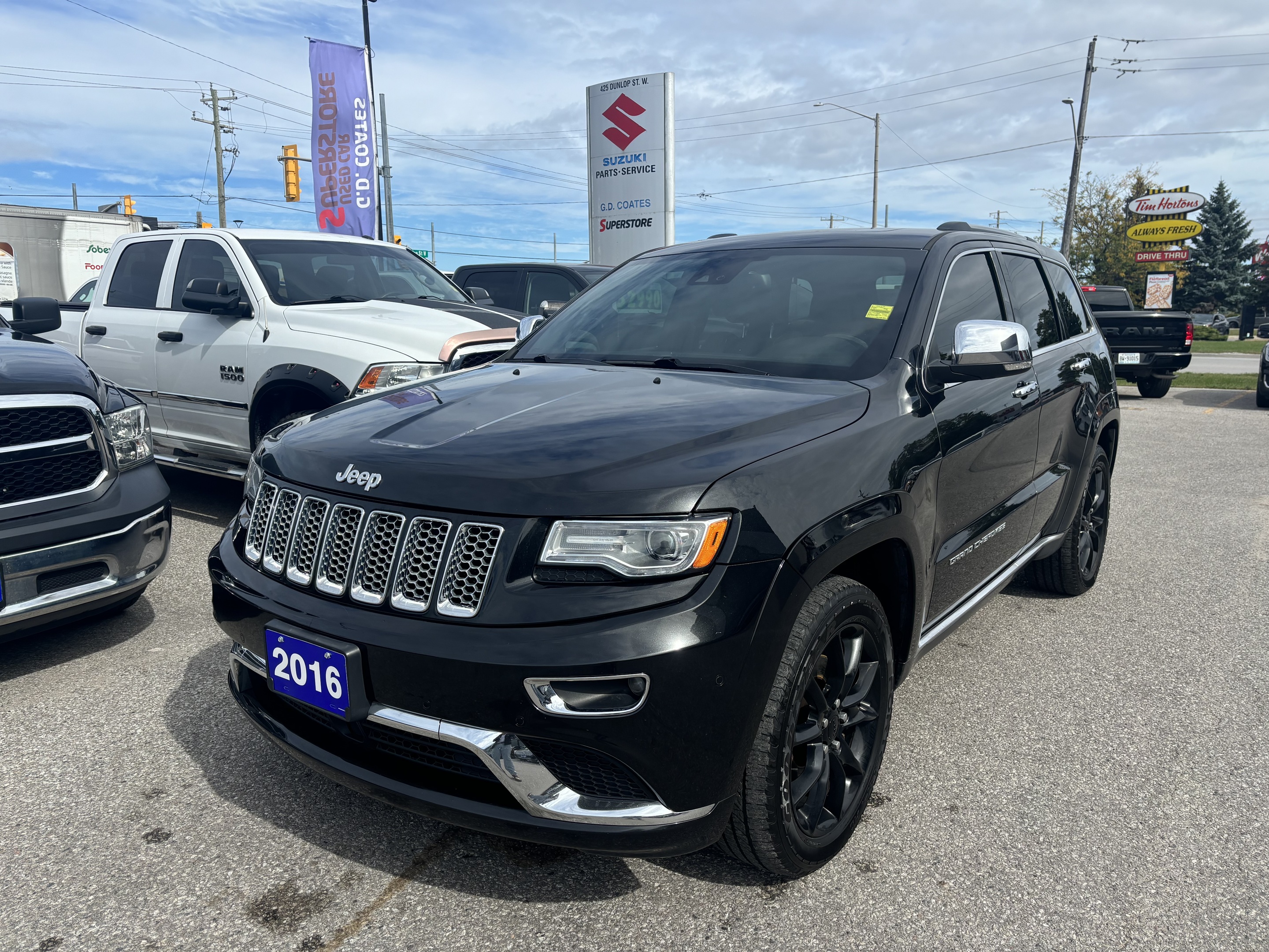 2016 Jeep Grand Cherokee Summit 4x4 ~HEMI ~Nav ~Cam ~Leather ~Pano Moonroof