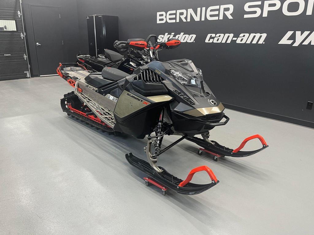 2022 Ski-Doo SUMMIT X EXPERT 850 TURBO 