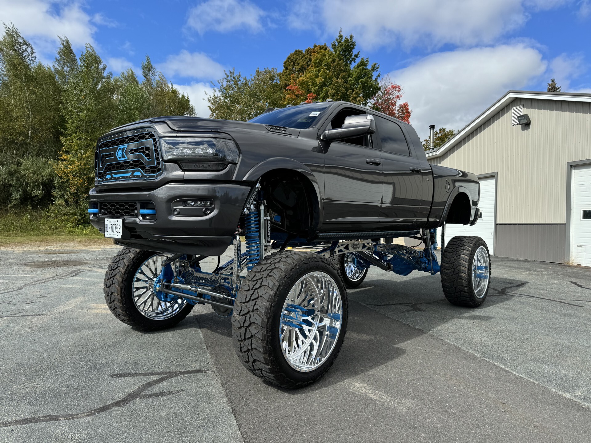 2022 Ram 2500 Laramie 4x4 Mega Cab 6'4  Box