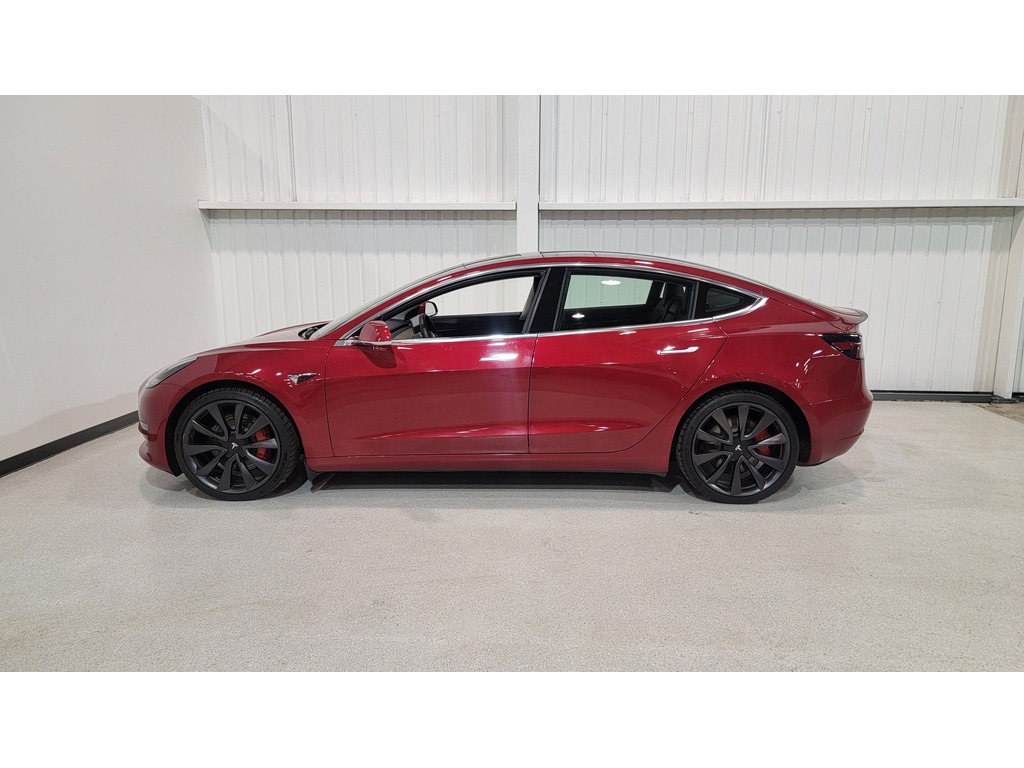 Tesla Model 3 2020