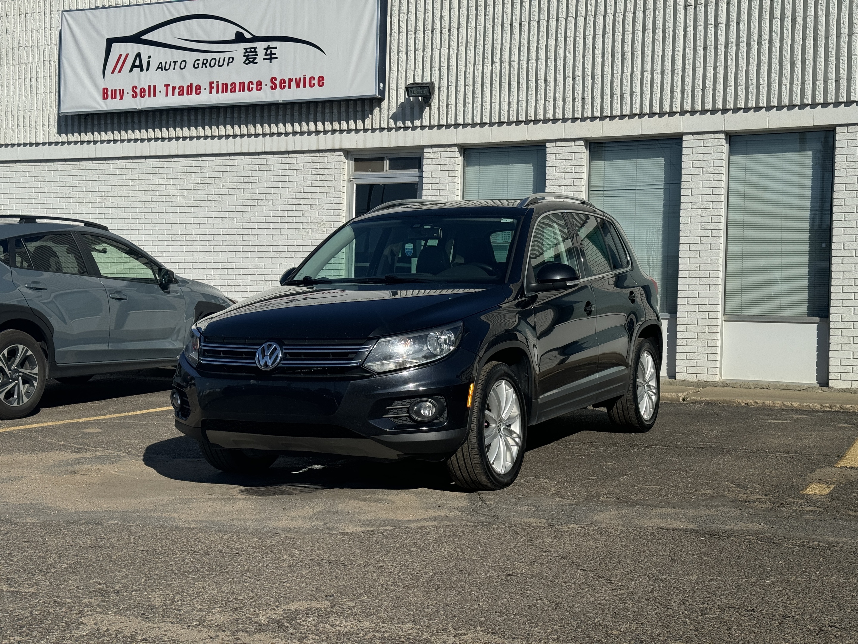 2013 Volkswagen Tiguan 4dr Auto Trendline 4Motion