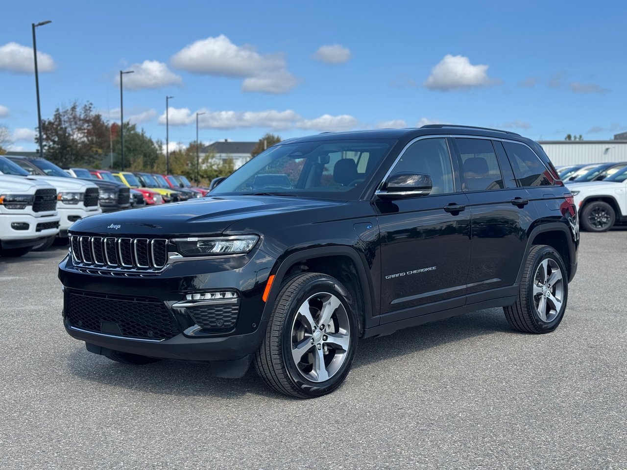 2022 Jeep Grand Cherokee 4xe DVD // CUIR // ECRANS PASSAGERS ARRIÈRES | LEVEL 2