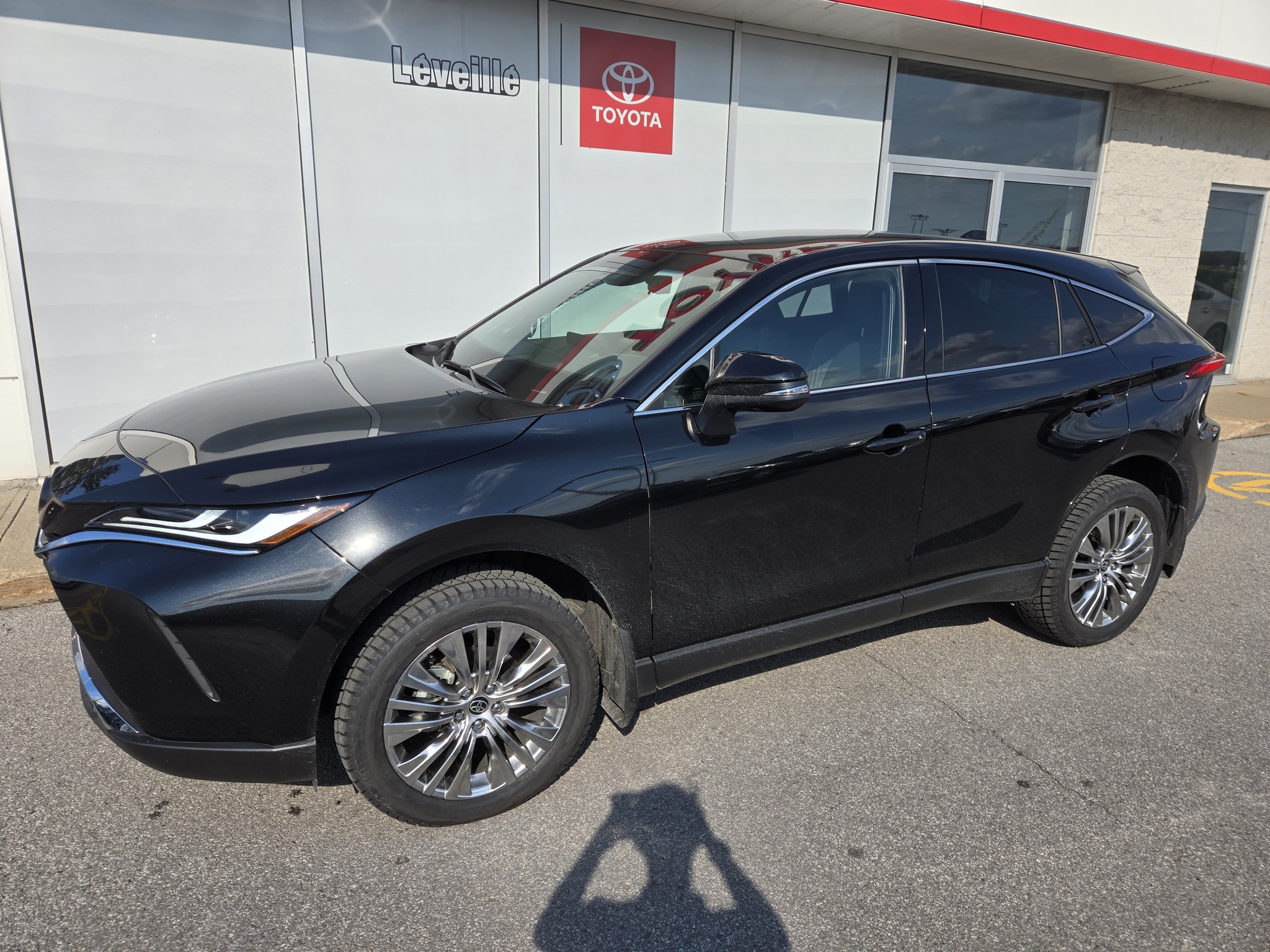 2024 Toyota Venza à Terrebonne, QC | Léveillé Toyota - 63962206
