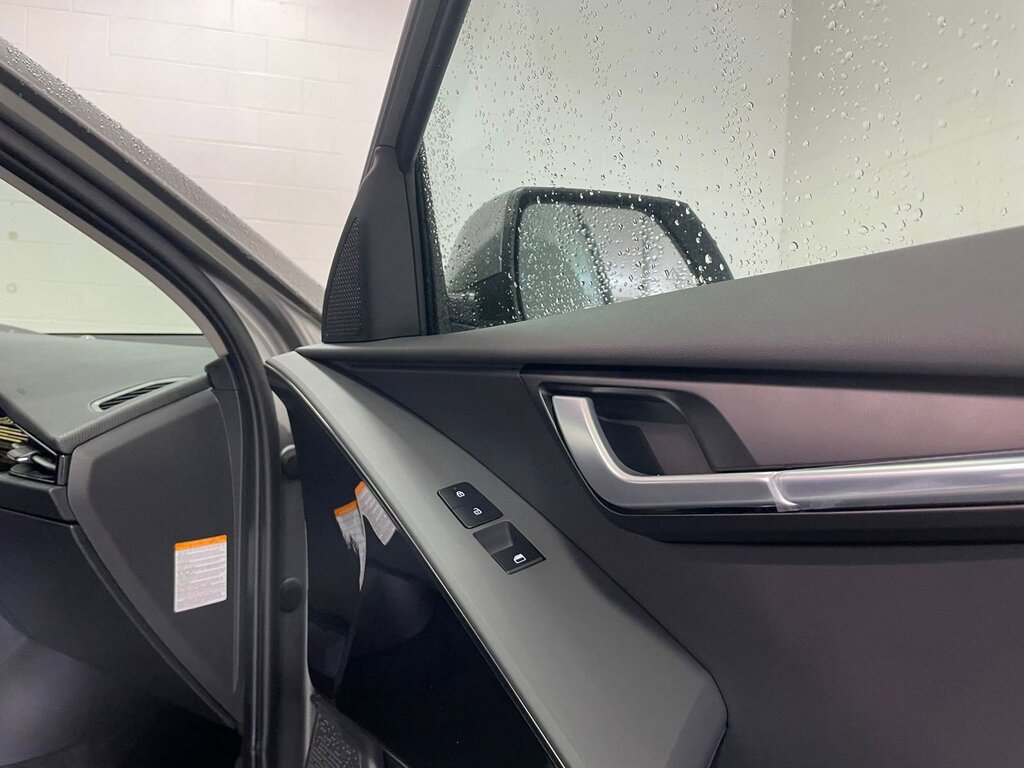 2025 Kia Niro EV Wind, Vancouver, Cash