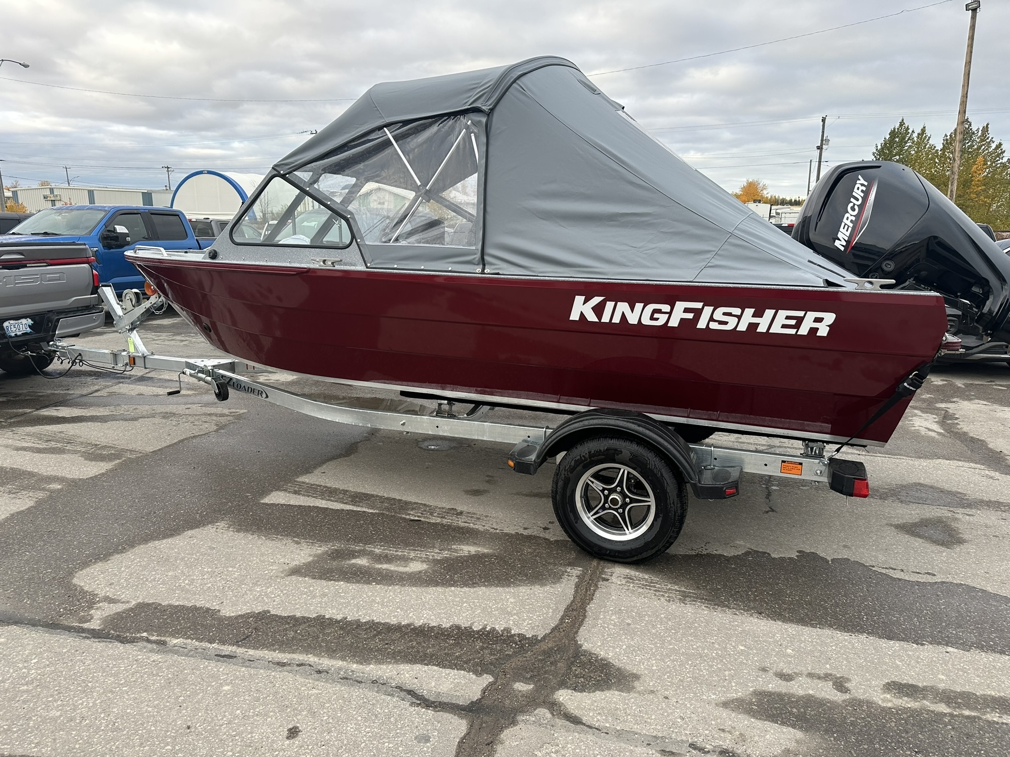 2025 KingFisher 1825 FALCON XL 