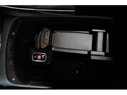 used 2016 Rolls-Royce Dawn car, priced at $289,900