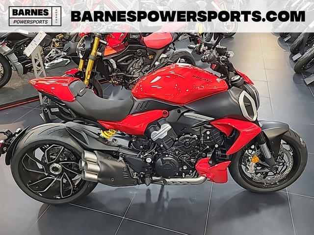 2024 Ducati Diavel V4 Red 