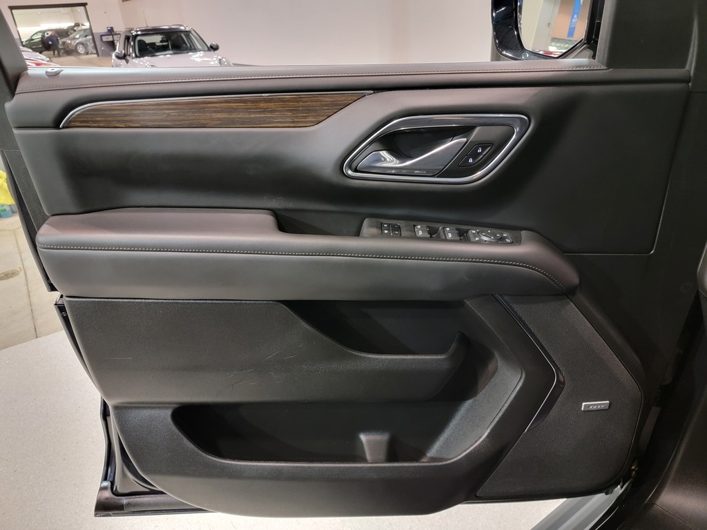 Chevrolet Suburban 2023