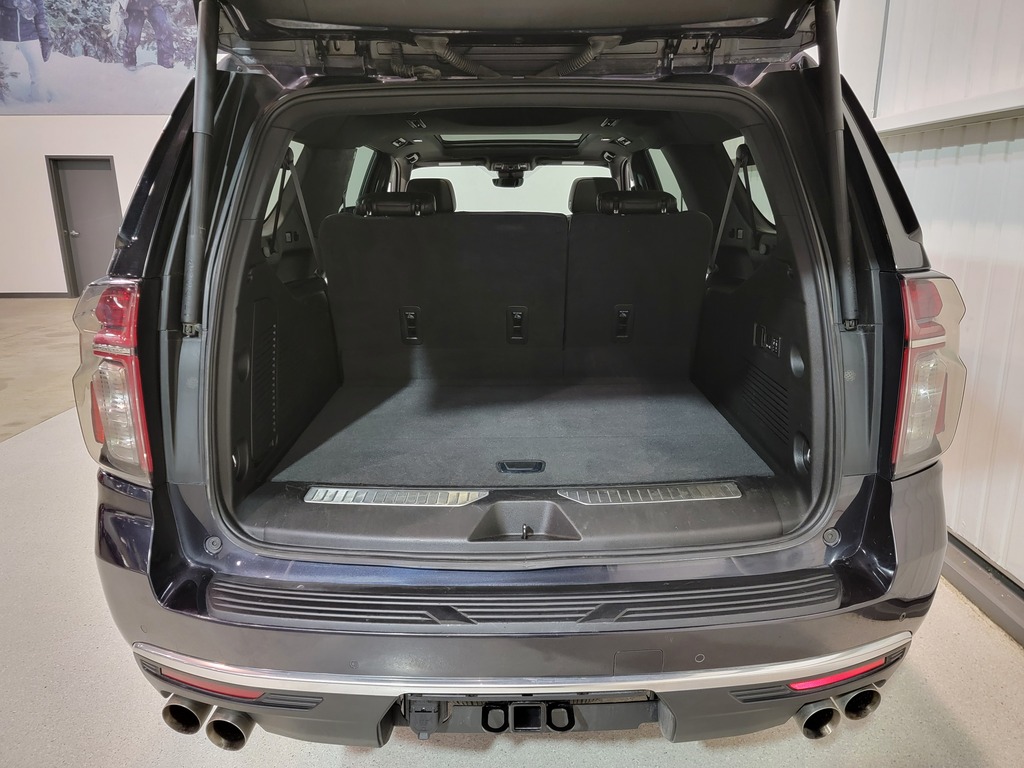 Chevrolet Suburban 2023