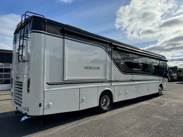 2020 Winnebago HORIZON 40A