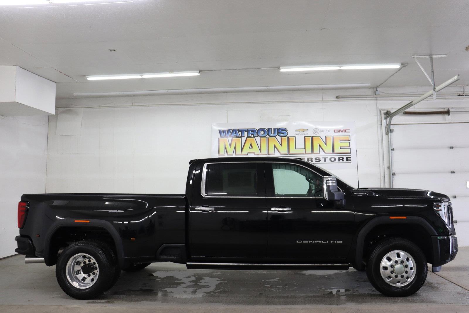2025 GMC Sierra 3500HD Denali Ultimate