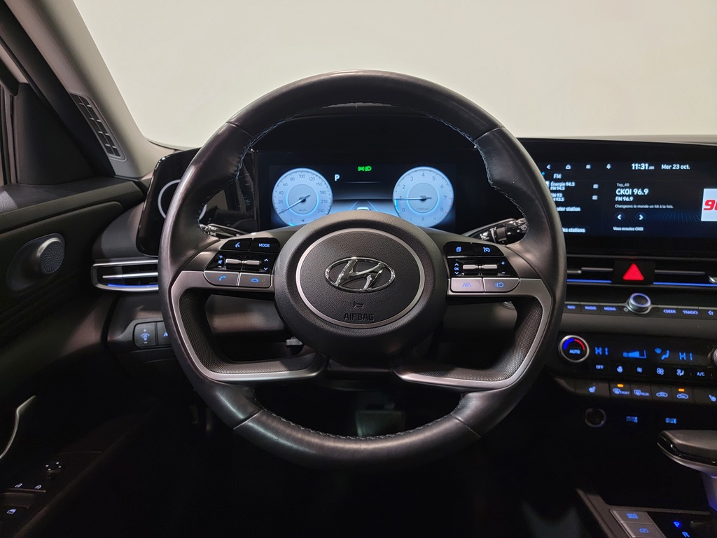 Hyundai Elantra 2023