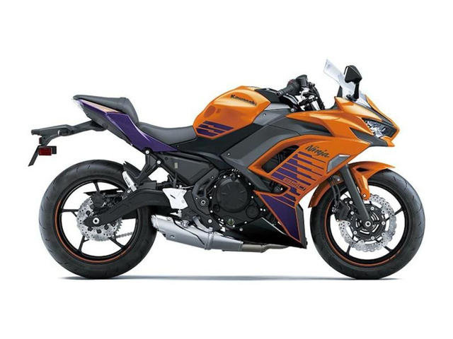2025 Kawasaki Ninja 650 Candy Steel Furnace Orange Metallic Sp