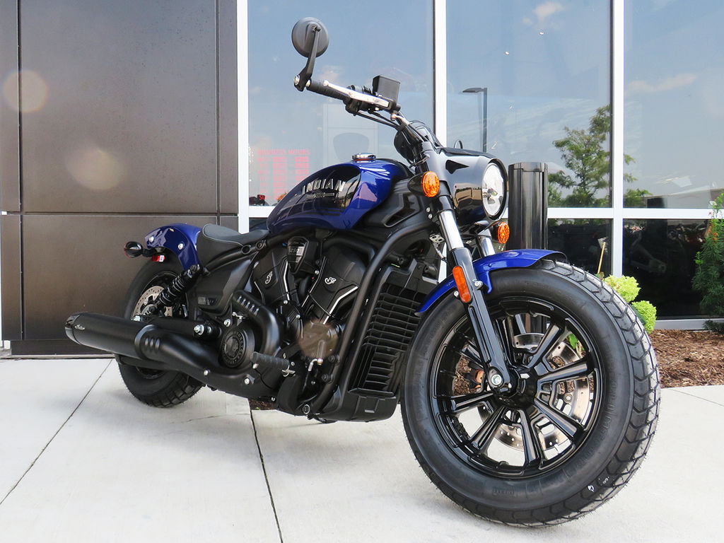 2025 Indian Motorcycles Scout® Bobber Limited +Tech Spirit Blue Metallic 