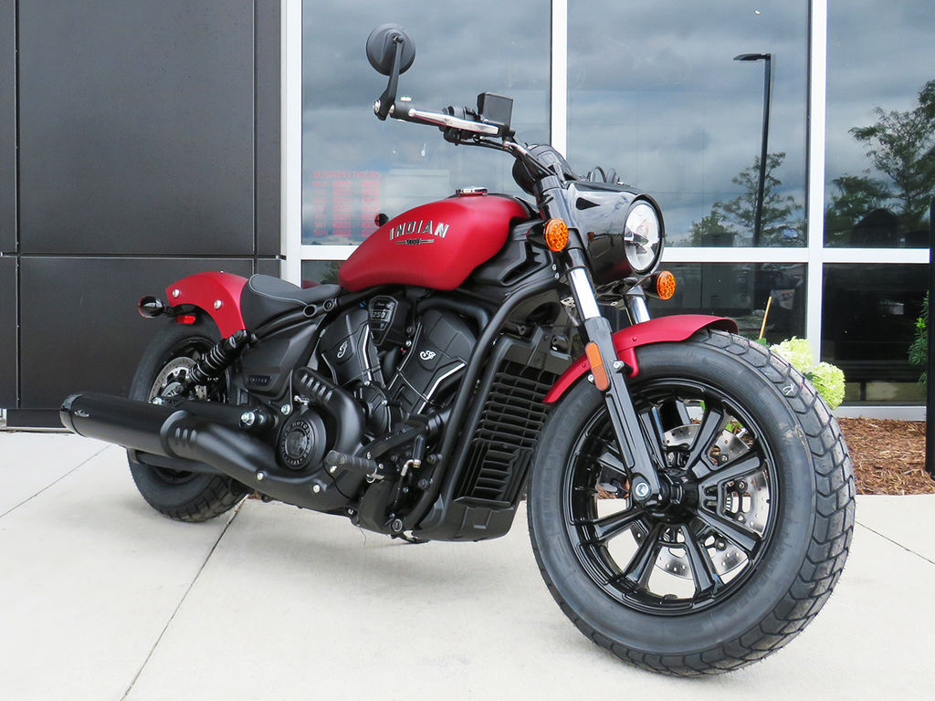2025 Indian Motorcycles Scout® Bobber Limited +Tech Sunset Red Smoke 